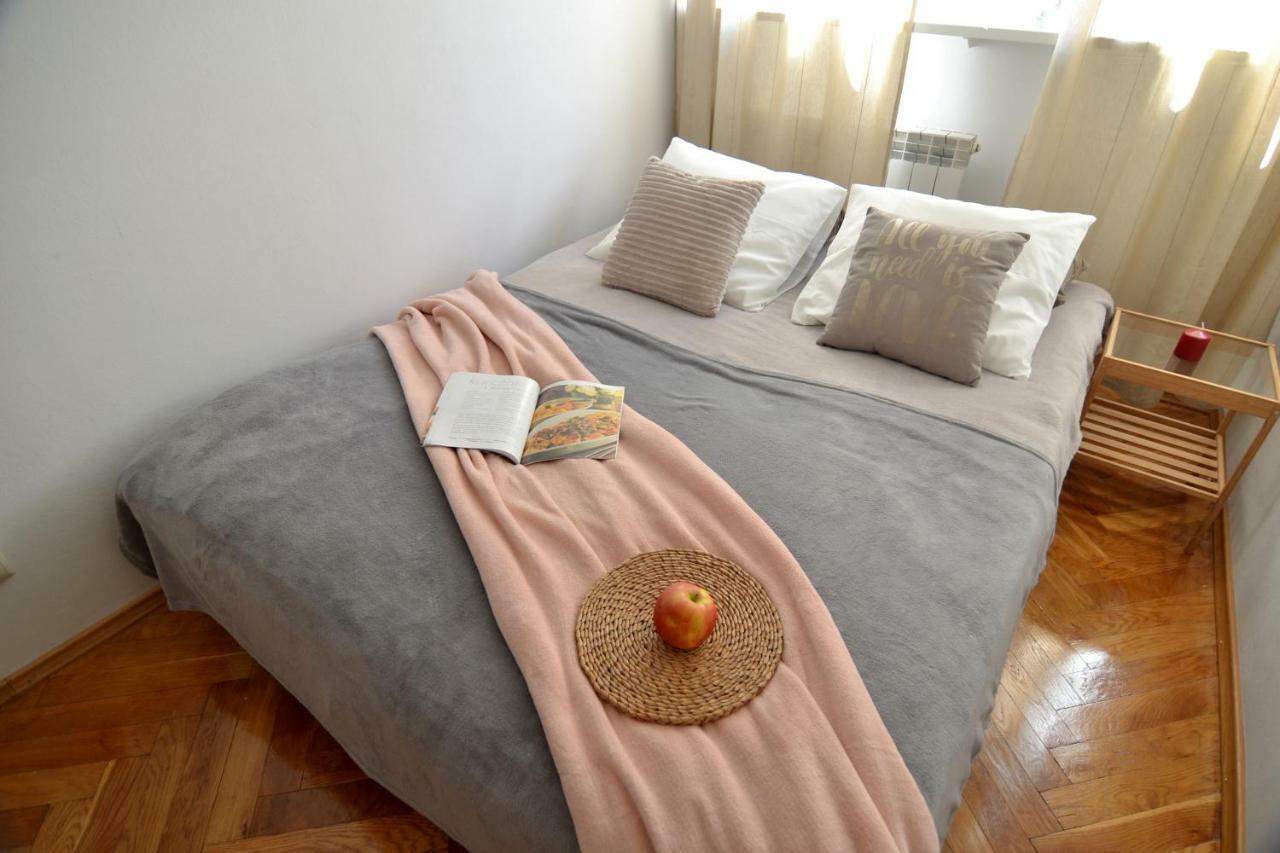 ורשה Sloneczny Apartament Grzybowska מראה חיצוני תמונה
